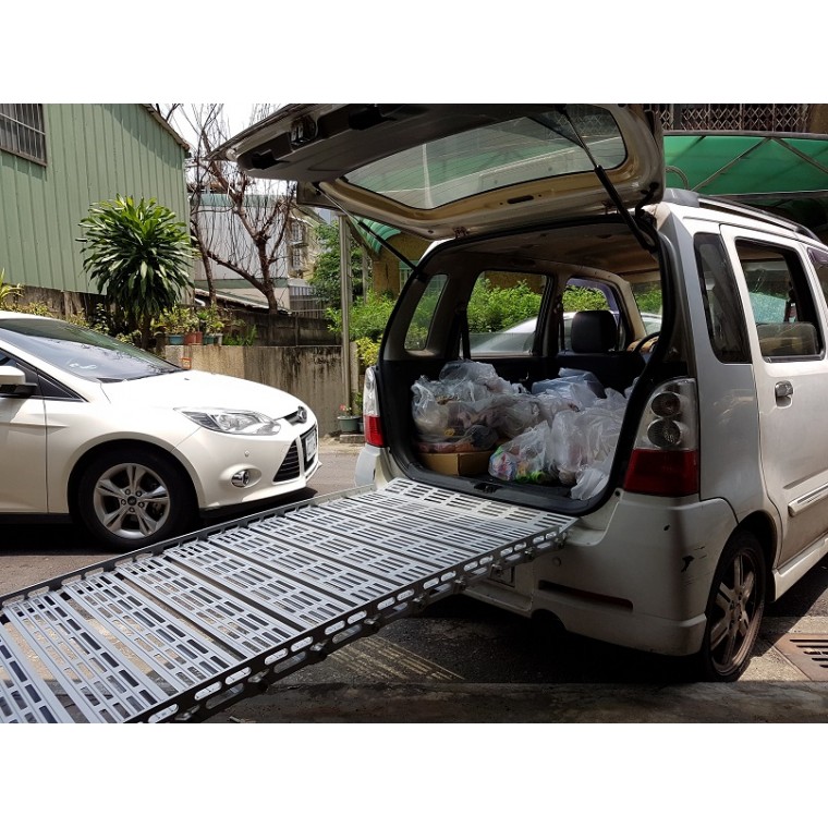 捲疊式全幅斜坡板